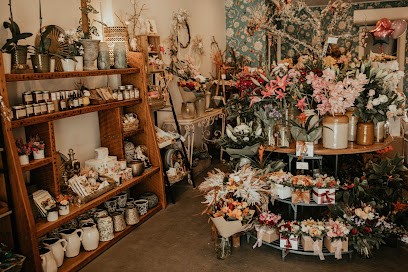 A Twisted Bunch, Florist in Darfield