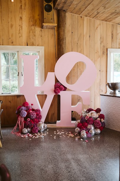 Lu Diamond Flowers, Florist in New Plymouth