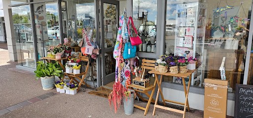Flower Talk, Florist in Red Beach